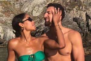 开云体育下载-曾被女友捉奸在床？克莱情史大揭秘身材颜值个个抗打