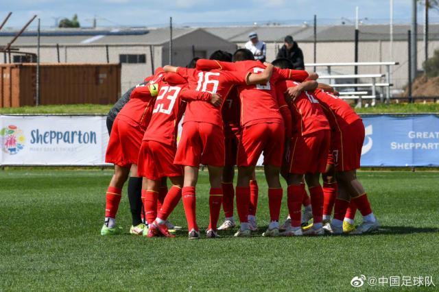 kaiyun-杨晨鼓励国少把头抬起来 球队先回悉尼再返广州